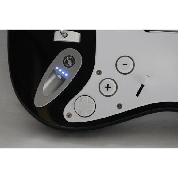 Wii Rock Band Harmonix Guitar Controller Fender Stratocaster (No Dongle) w/Strap - Picture 2 of 15